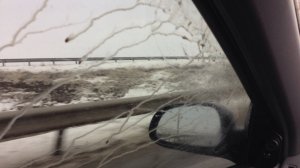 ZEEKR 7X. Боремся с закидыванием бокового стекла грязной водой с лобового.