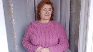 Джемпер завершен. Еще один подарок.