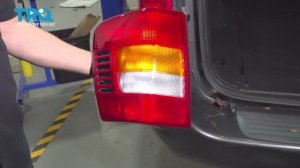 036. Как заменить задние фонари на Jeep WJ (1999 - 2004)