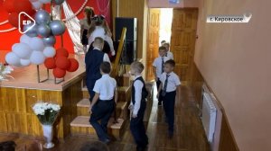 Татьяна Буднова поздравила Кировскую школу с юбилеем