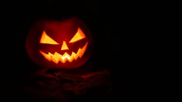 🎃 Расслабляющее потрескивание фонаря из тыквы 🎃 смотреть онлайн