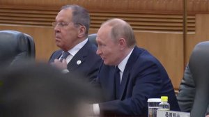 Российско-китайские переговоры

В Доме народных собраний состоялись российско-китайские переговоры.