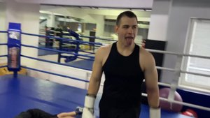 Бокс. Репетиция каскадерской сцены. Актер Александр Левин съемки сериал Телохранители