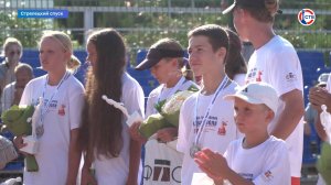 В Севастополе наградили лучших теннисистов по итогам «Кубка губернатора»