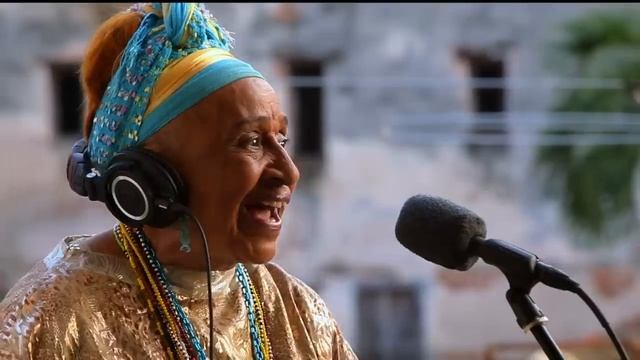 Chan Chan (Compay Segundo) _ Playing For Change _ Song Around The World смотреть онлайн