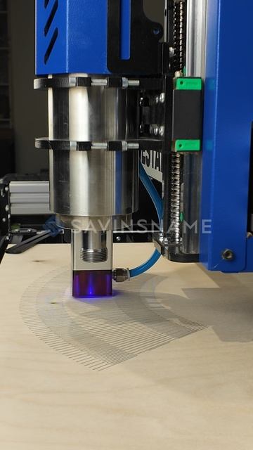 Резка фанеры лазерным гравером. ЧПУ фрезер по дереву. Savinsname. смотреть онлайн