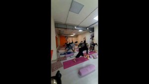 Энергия йоги меня поднимает высоко