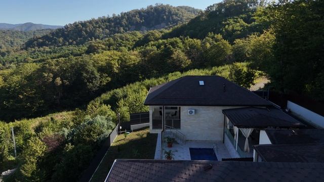 cottage.mp4 смотреть онлайн