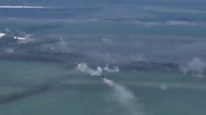 Работа прямой наводкой на фронте сейчас явление нечастое мешают дроны НО НАШИ ГЕРОИ рвутся в бой🇷🇺