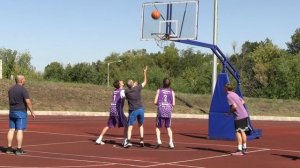 Зрелищно, ярко, динамично - именно так прошёл открытый турнир по баскетболу 3х3