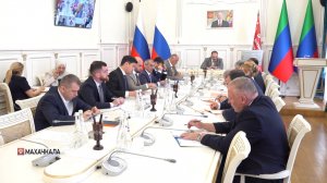 На совещании у главы Дагестана обсудили незаконное строительство и подготовку объектов ЖКХ к зиме