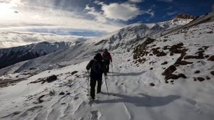 Поход у подножья горы Уаза хох