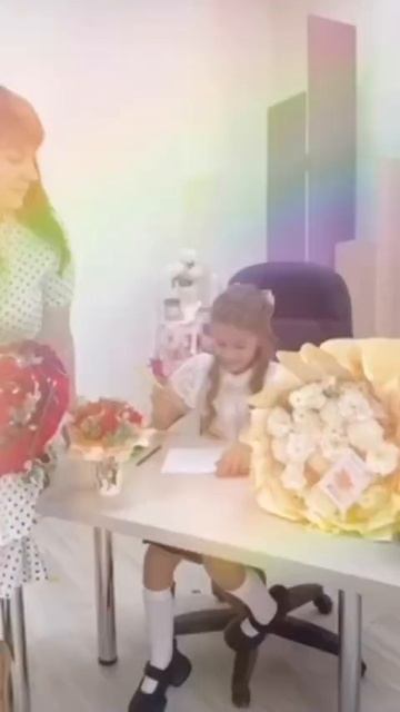 Ты не поверишь, сколько пользы в одном мини-курсе за 990 рублей! #1сентября #подарокучителю #букет смотреть онлайн