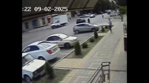 В Армавире на видео попал момент ДТП с 11-летним мальчиком