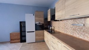 Петровский 25