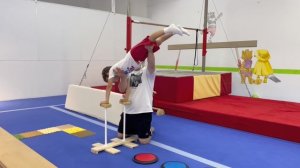 Калашников Сергей - тренер Европейского Гимнастического Центра