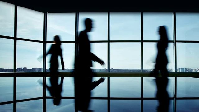 Дела идут в наклад: треть компаний в России стали убыточными. смотреть онлайн