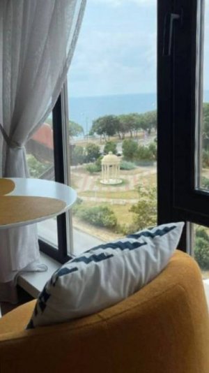 Цена квартиры в Геленджике 22 млн.р. в ЖК "Черноморский" на улице Крымской на Толстом мысе.