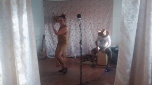 Ангелина Шаткова -  В августе...  (сл. А.Шаткова, муз. А.Шаткова, Р. Гареев) (720p)