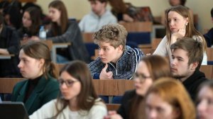 ИИ научил студентов решать конфликты в отелях и ресторанах