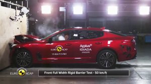Crash Test Kia Stinger