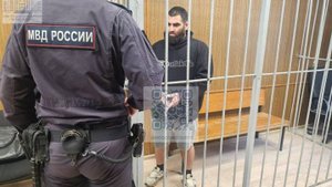 Блогера Маркаряна доставили в Таганский суд Москвы