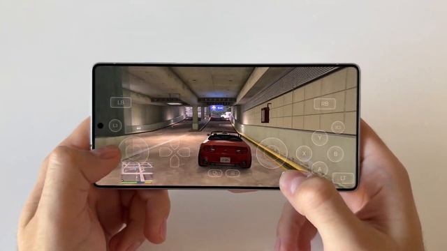 Запускаю GTA V (5) на Samsung S25 Ultra Snapdragon 8 Elite смотреть онлайн