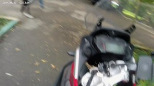 поездка на мотоцикле,     вид от первого лица