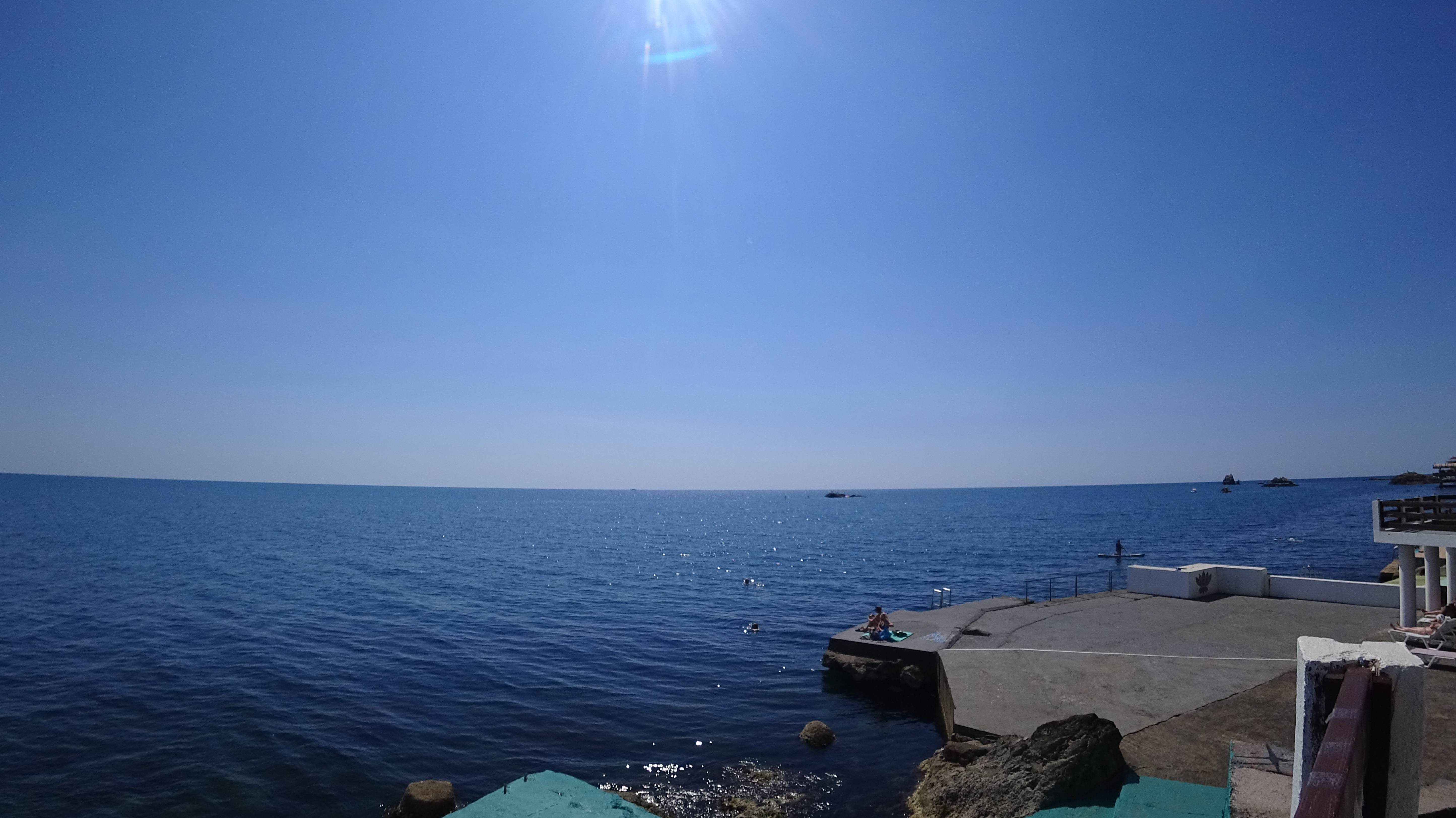 Вечерняя рыбалка в Утесе. Общаемся друг с другом, вот так и живем. Отдых на море в Крыму