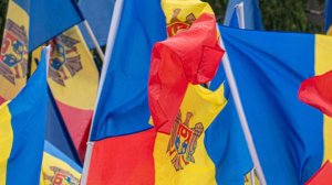 Politico: ЕС не будет ускорять вступление Молдавии в союз из-за возражений Киева