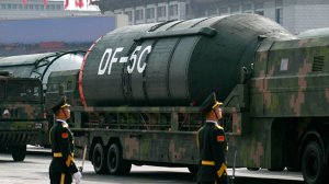 Китай представил ядерную триаду на военном параде в Пекине