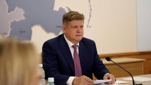 Анатолий Серышев провёл окружное совещание по вопросам уборочной кампании в регионах Сибири