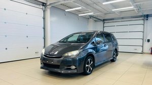 Toyota Wish, 2013 год