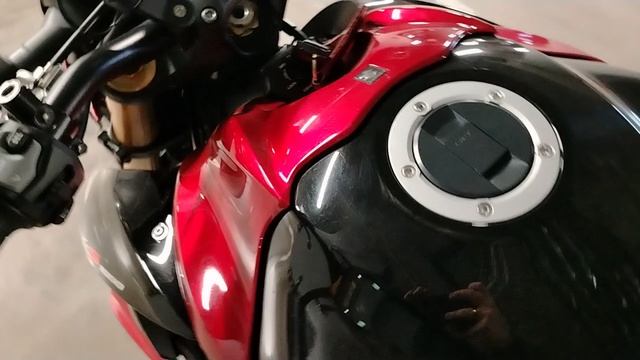 Suzuki GSX-S 1000 смотреть онлайн