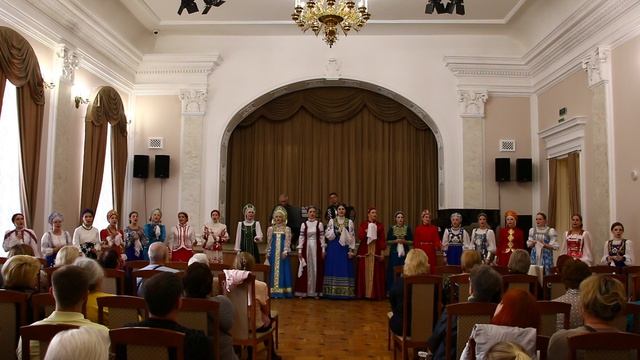 Ансамбль солистов «Русские узоры» - «Летят утки»