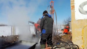 Бурение зимой нашей МГБУ 30 л.с.