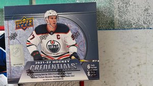 Бокс-Брейк Hobby Box 2021-22 Hockey Credentials #2_Аукцион