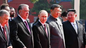 Трамп попросил Си Цзиньпина передать теплые пожелания лидерам России и КНДР