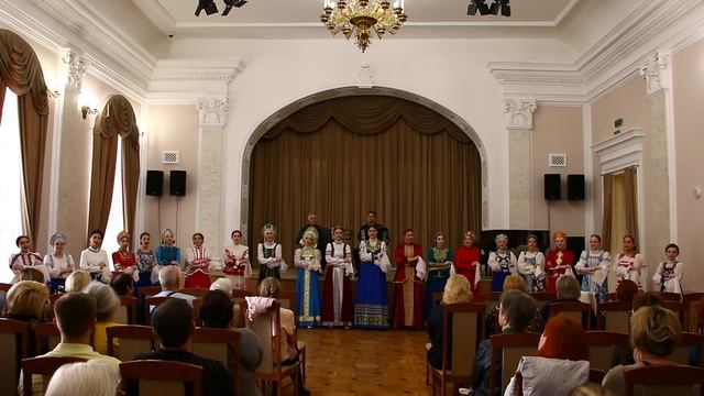 Ансамбль солистов «Русские узоры» - «Куда бежишь, тропинка милая»