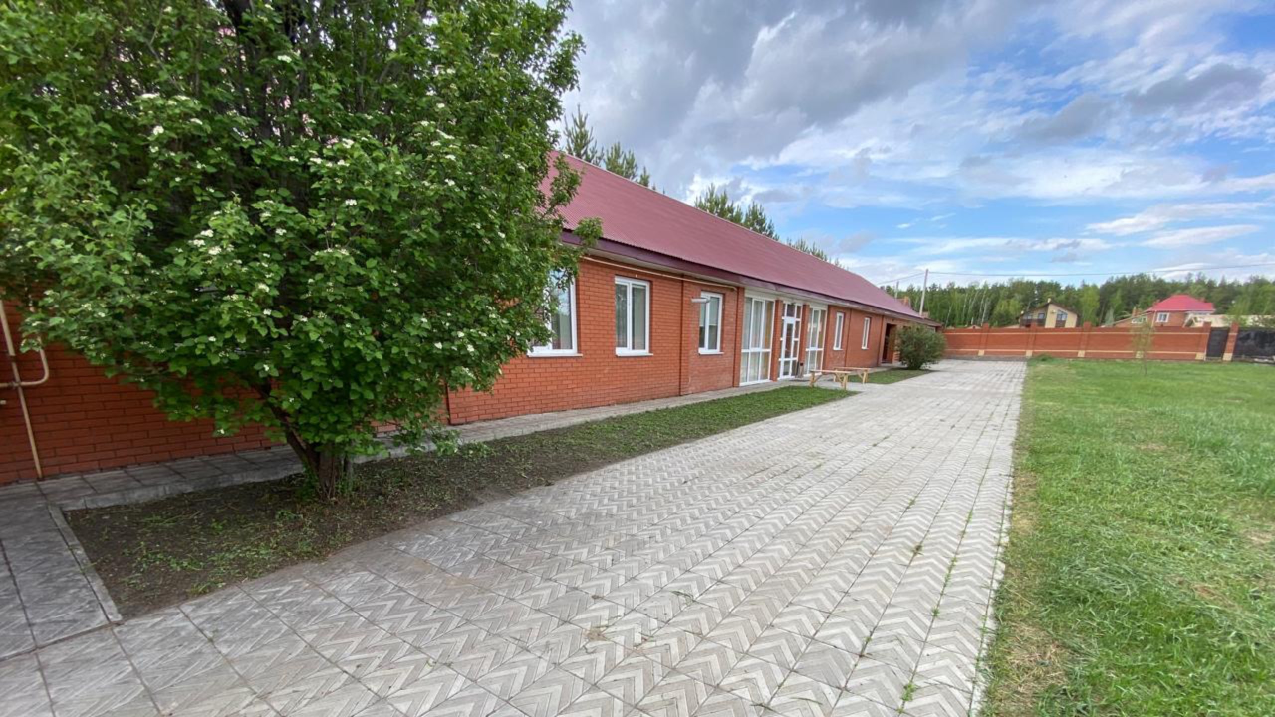 Набережная 14