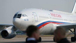 Президентский борт Путина доставит больного раком ребенка из Китая в РФ