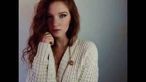 Аннализа Бассо ( Annalise Basso )
