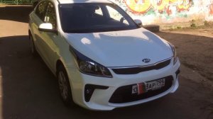 Новая Kia Rio. Отзыв владельца. Даже cd диск нельзя послушать..