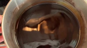 Раствор для покраски трубочек луковой шелухой