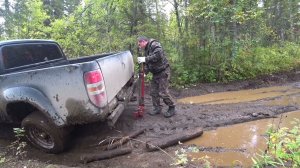 Сидели ВЕЗДЕ. Помяли МАЗДУ БТ-50 ради ГРУЗДЕЙ))