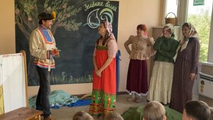 Школа "Зелёная Волна". Школьный спектакль - русская народная сказка "Крошечка-Хаврошечка"