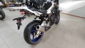 027 Yamaha MT-10 2017 (1300km)