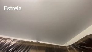 Матовый натяжной потолок в комнату
