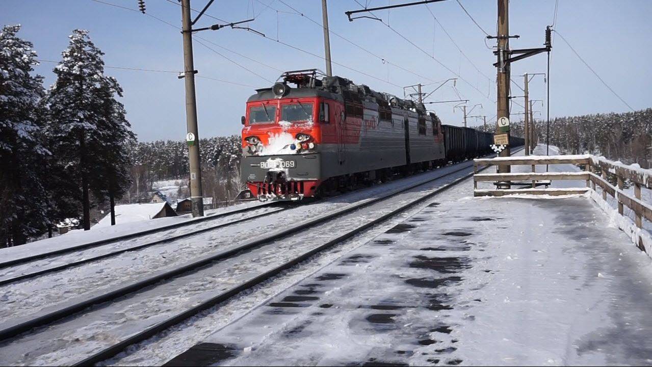 Электровоз ВЛ80С-069