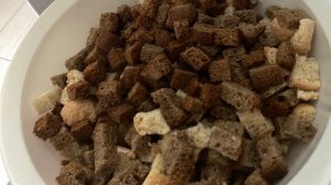 Сушим сухари / Сначала калечим, а теперь лечим 🩺